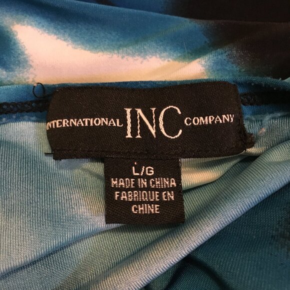 Free With 25$ Purchase Blue Painterly Abstract Floral Cowl Neck Sleevele… - Picture 8 of 13